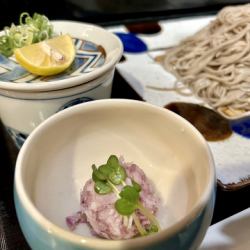 辣味蘿蔔和蘿蔔絲蕎麥麵