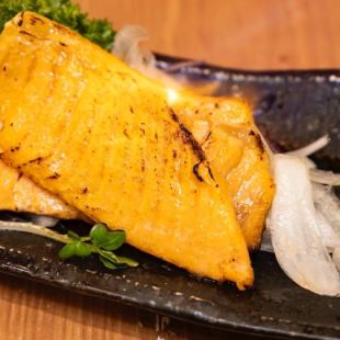 サーモンのハラス焼き