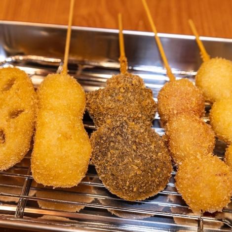 【これが鶴レモン名物】串カツ各種