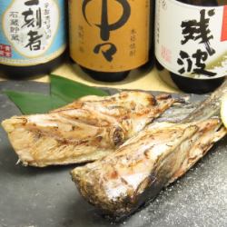 まぐろの背びれ焼き