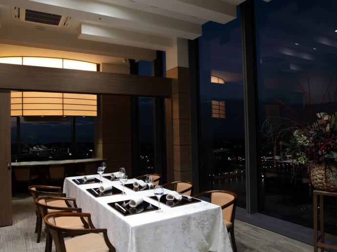 お席 | FRENCH TEPPAN 静香庵 せいこうあん