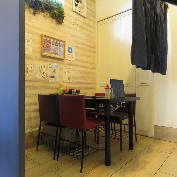 There is a semi-private room separated by a curtain.You can enjoy okonomiyaki Furukawa's exquisite dishes without worrying about other customers.It is a table seat for up to 4 people ○