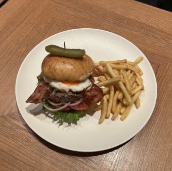 ■ Gorgonzola & Bacon Burger