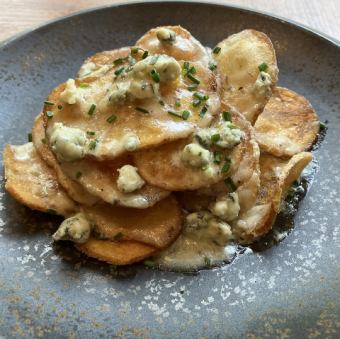 ■Truffle chips with gorgonzola cheese