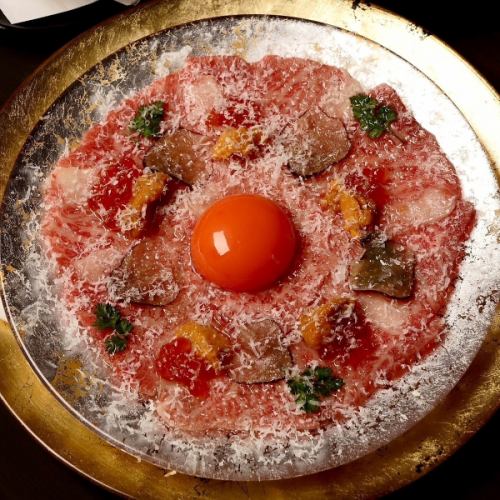 Luxurious Sea Urchin and Truffle Carpaccio
