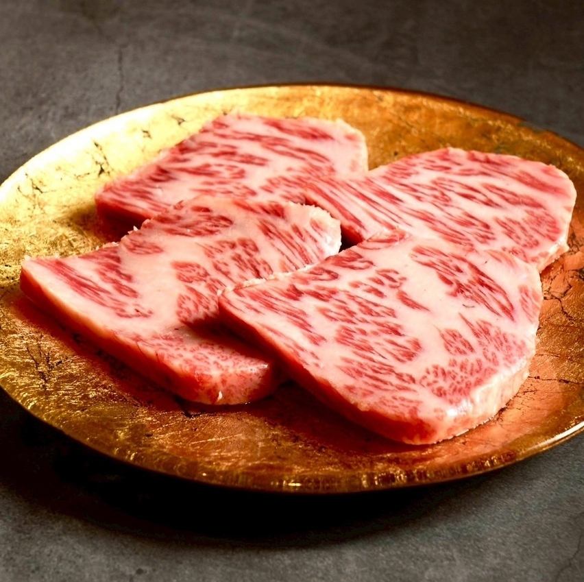 High-quality meat sourced directly from meat wholesalers! Original sweets recommended for women as well ◎