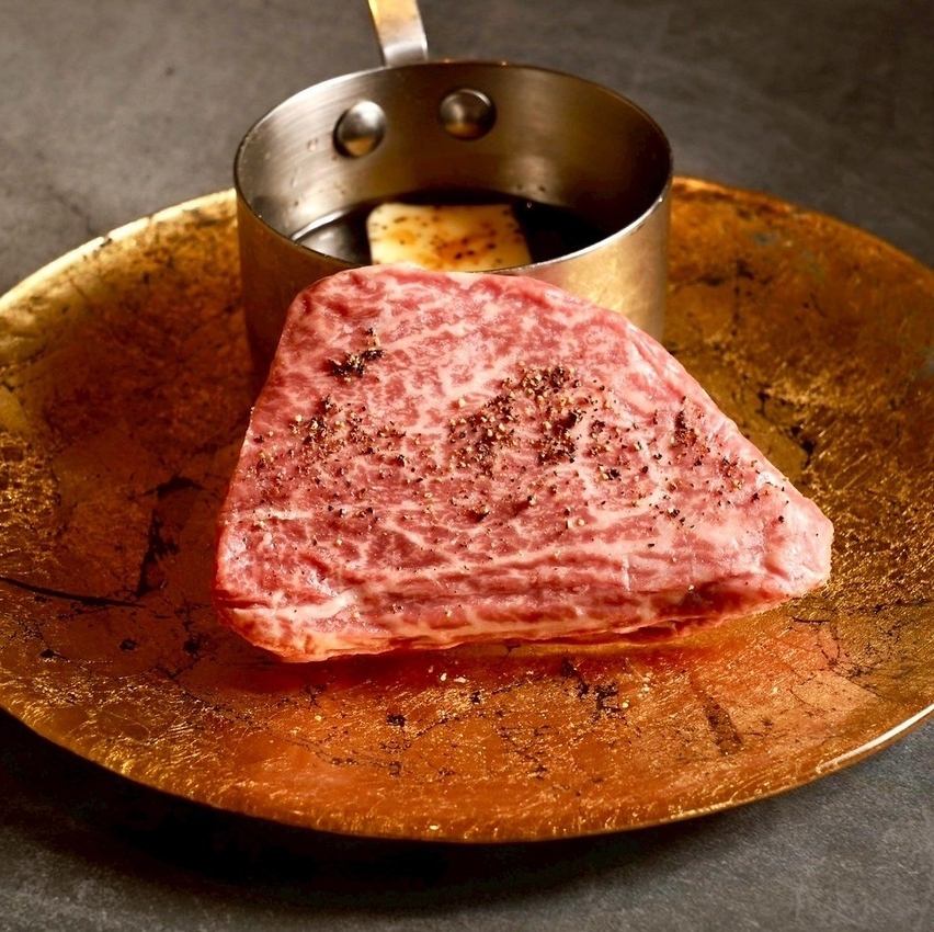 お肉の問屋さんから直接仕入れる高品質の肉!女性にオススメなオリジナルスイーツも◎