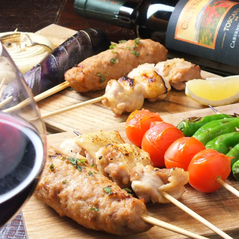 A 5-minute walk from the East Exit of Sendai Station! This restaurant boasts yakitori and wine.