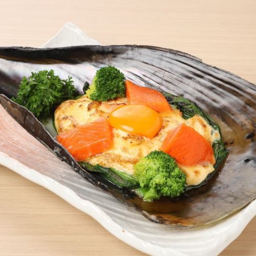 キングサーモンのグラタン シェフスタイル