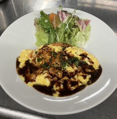 ふわふわ卵の絶品オムライス『オムライス デミグラスソース』