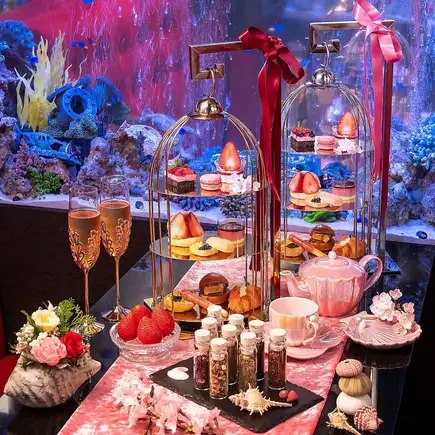 <11月1日～>旬のいちごを楽しむアフタヌーンティー!紅茶飲放＆乾杯スパークリング＆世界三大珍味