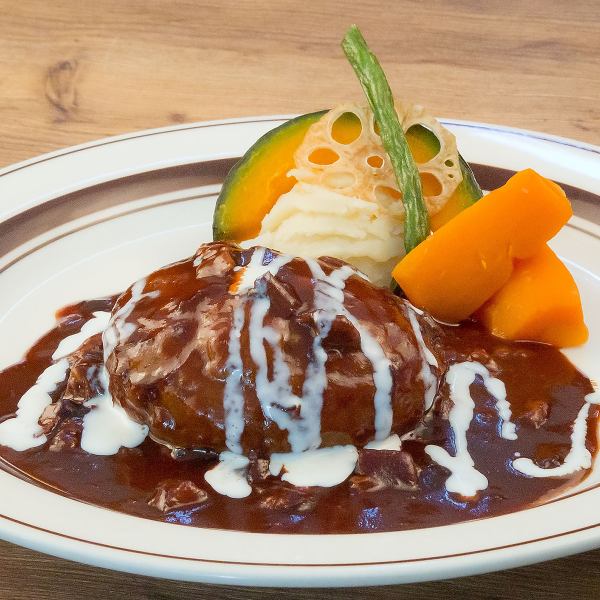 We recommend Chef Omiya's signature ``hamburger steak''!!