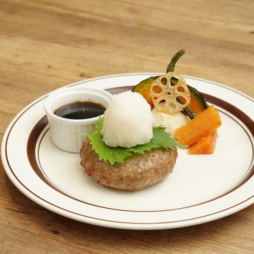 Japanese-style grated hamburger steak