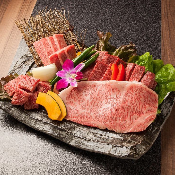 一家挑剔的烤肉店，您可以在此品尝北海道产的豪华日本牛肉。