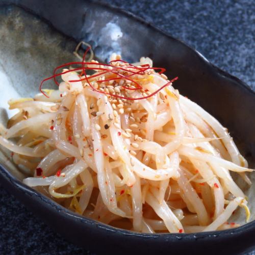 Bean sprout namul / green vegetable namul