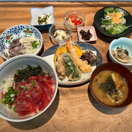 [Dinner] Tuna bowl course 3,300 yen (tax included)