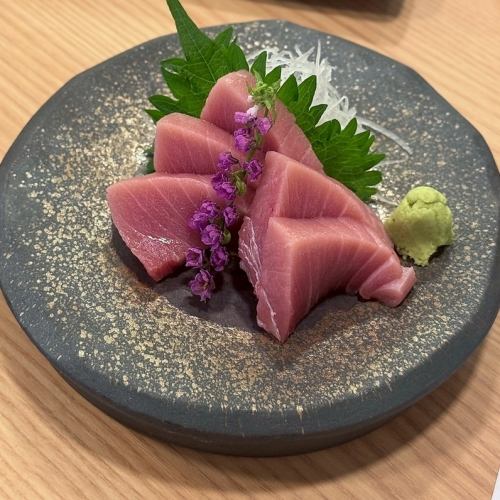 中脂鮪魚