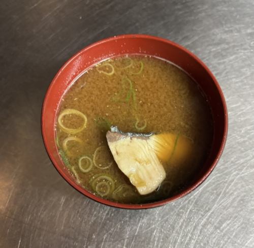 紅味噌魚湯