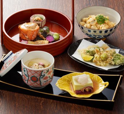 3・4月　　昼懐石　 　お一人様6,600円