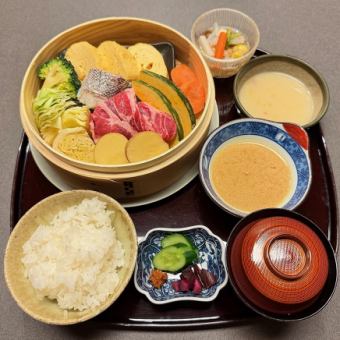 月替わり定食　【3月　せいろ蒸し定食】
