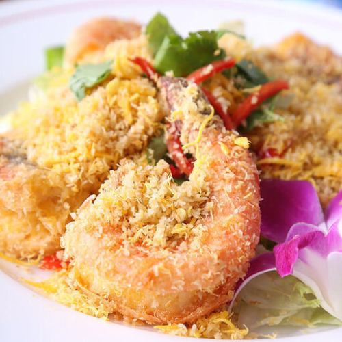 在住者にも旅行客にも人気な料理を各種ご提供！