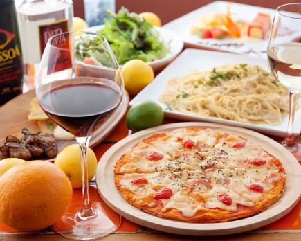 貸し切り3時間飲み放題付き5000円（税込）コース