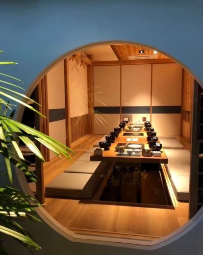 Private rooms for 4 to 12 people