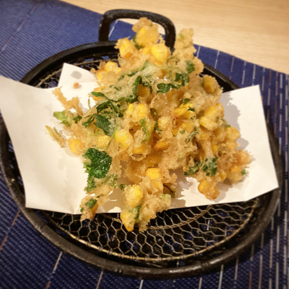 とうもろこしと三葉、かき揚げ