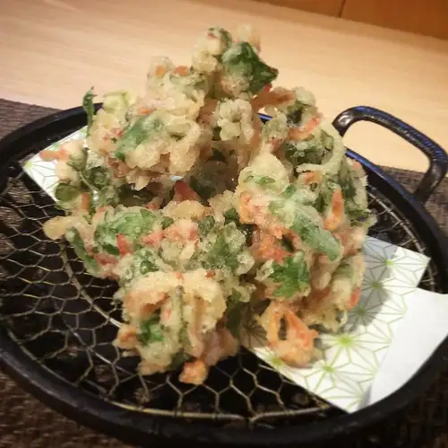 菊花叶樱花虾天妇罗