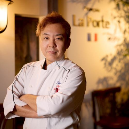 [Our chef will be speaking at the 100-person meeting! ★]

Good evening 💫
Due to the revision of the bicycle rules,
When you don't know what to do...
For now, while pulling the bicycle
I try to walk on the sidewalk.
This is Eriko, in charge of the live stream. 😅
Ultimately, the longer route
I'm starting to be more selective...🚴‍♀️

From now on, I will be taking my bicycle
You need to ride with a relaxed attitude.
That's no good 💦

And now, here's the main announcement!

Our chef Kataoka
It will be held at Mizonokuchi Theater on Tuesday, April 14th.
I'll be speaking at the "100-Person Meeting"!

This 100-person meeting is
Held in various regions
This event is being held in Takatsu Ward 💫

Reservations are required and there is a participation fee.
It costs around 1000 yen.
Just a little bit from Laporte
We will be providing light refreshments.
Please invite everyone and come along.
Please join us! ✨
(A social gathering with light refreshments is an additional ¥1500)

Also, like the 10th anniversary event
About the store and the company
Any future ambitions? (lol)
We plan to talk about a variety of things 😊
Let's make this a great event together! 💪

However... I still haven't prepared the slides for my presentation.
It's still under construction,
I need to finish this quickly...💦

Thank you for your participation.
We are looking forward to seeing you! 💕

#Laporte
#laporte
#FrançaiseLaporte
#100PeopleMeeting
#MizonokuchiTheater
#Light refreshments will be provided at the social gathering.