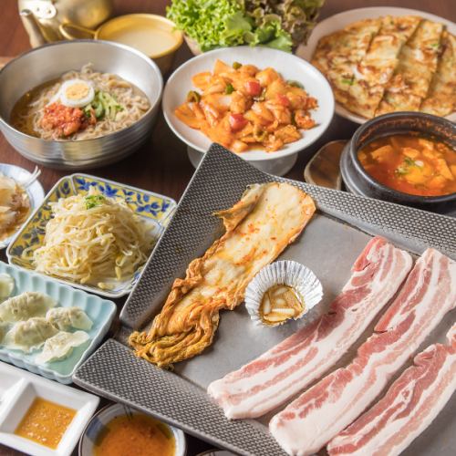 宴会利用にピッタリの飲み放題付きコース料理をご用意！