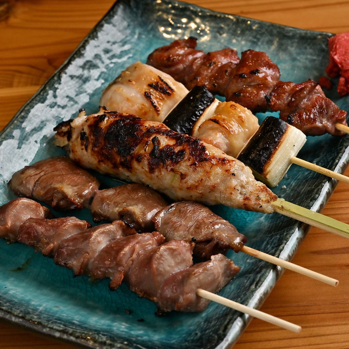 烤出來的肉香濃多汁，和酒搭配起來簡直完美！