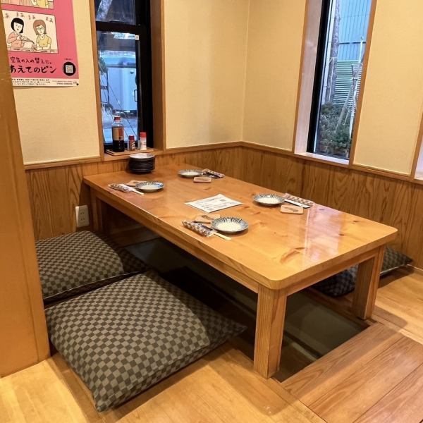 [Horigotatsu seats] We also have horigotatsu table seats. These seats can be used by 2 to 4 people, and can be used by up to 8 people! This is a recommended seat for family meals, etc. ☆ Please use this too ◎