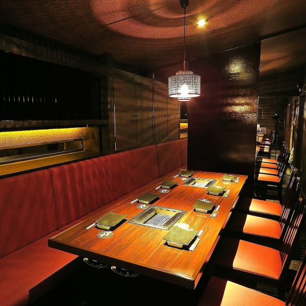 A private room that is perfect for large parties.The entire floor can be reserved for up to 40 people.