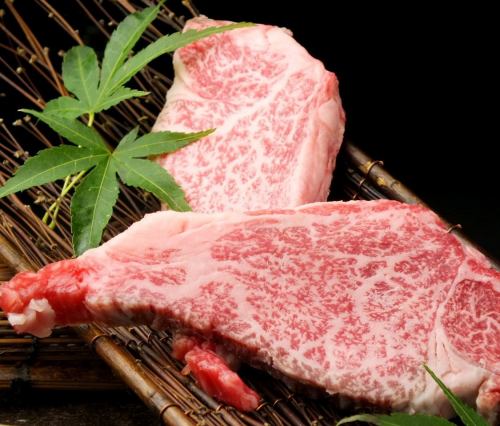 圆角“红宝石红肉的真正快感”稀有部分