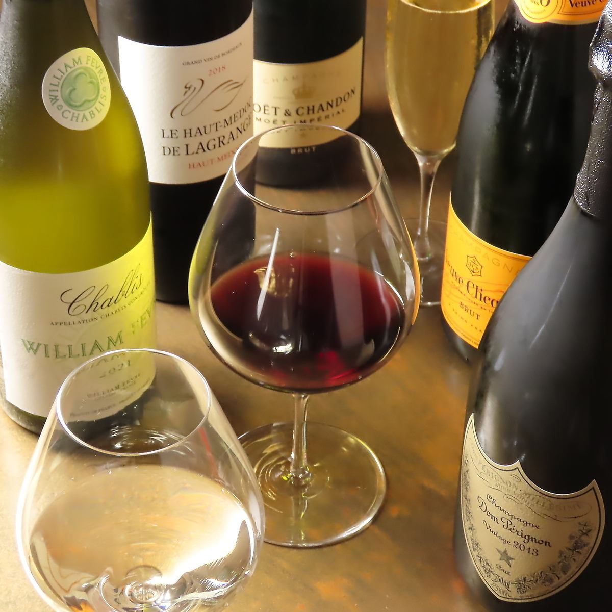 プロジェクションマッピングを見ながら、お食事が楽しめます。