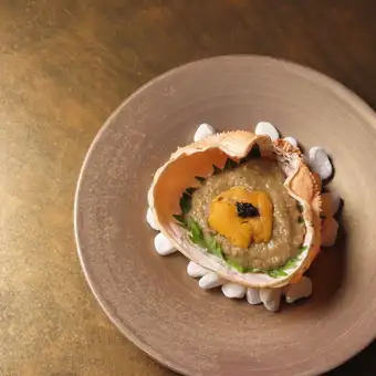 Crab miso, grilled in the shell