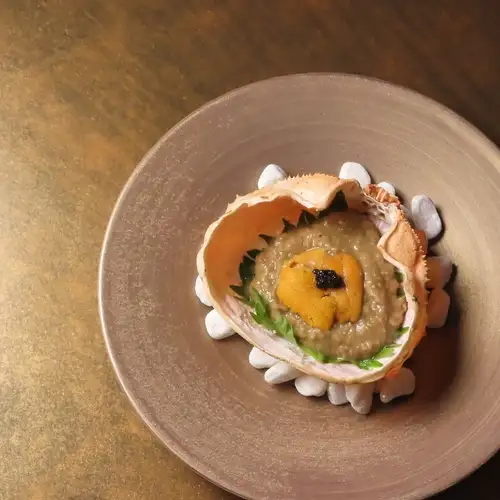 Crab miso, grilled in the shell