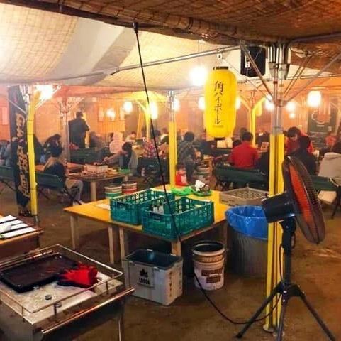 ～大きいテントを設置しており、快適に牡蠣小屋を楽しめます♪～準備、片付け不要でおいしい海鮮とたっぷり飲める飲み放題プランで最高の牡蠣小屋を楽しめます！