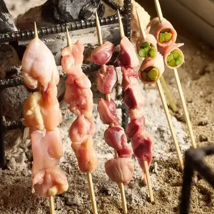 Enjoy our carefully prepared robatayaki (charcoal-grilled food) cooked right in front of you over high-quality binchotan charcoal.