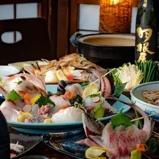 [Perfect for various banquets] Enjoy the bounty of the Hokuriku region with our 2.5-hour, 11-course meal for ¥6,000 (tax included).