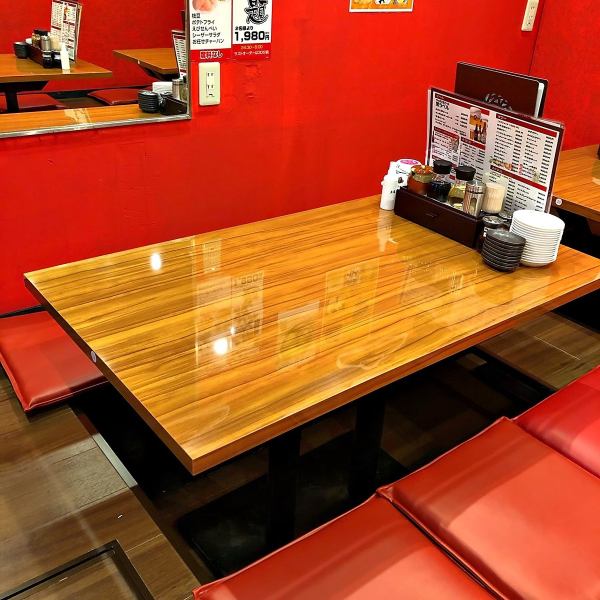 The popular horigotatsu tatami room seats! Perfect for various occasions, such as company banquets and club drinking parties. ☆★There is also a TV monitor!!