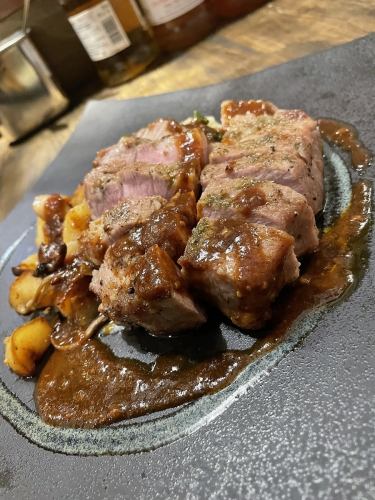 糸島豚の香草焼き トスカーナ風