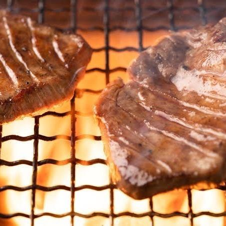 【6～7月】《水・木・日限定》孔子の牛タン,長州鶏!!夏のお肉コース☆2時間飲み放題付き！