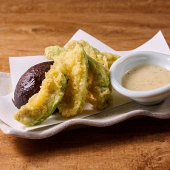 아보카도 튀김 특제 와사비 소스
