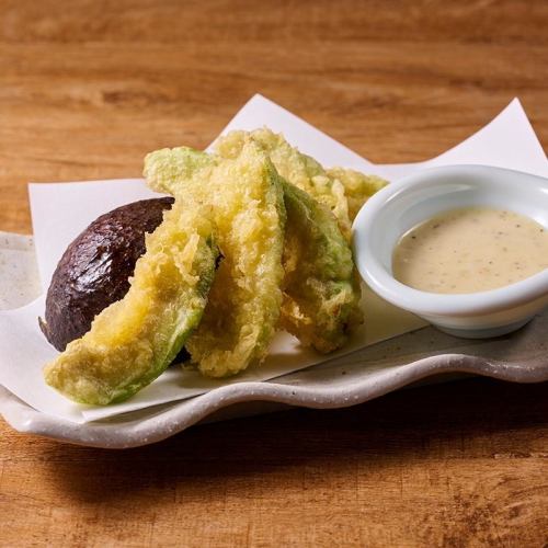 Avocado tempura with special wasabi sauce