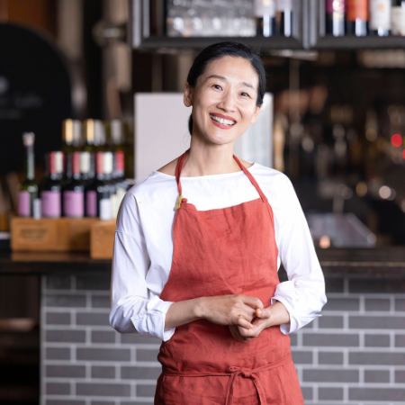 B1.【韓国料理研究家キムヨンジョンさん監修】本場韓国料理コース 《2h飲放題》5800円→5500円