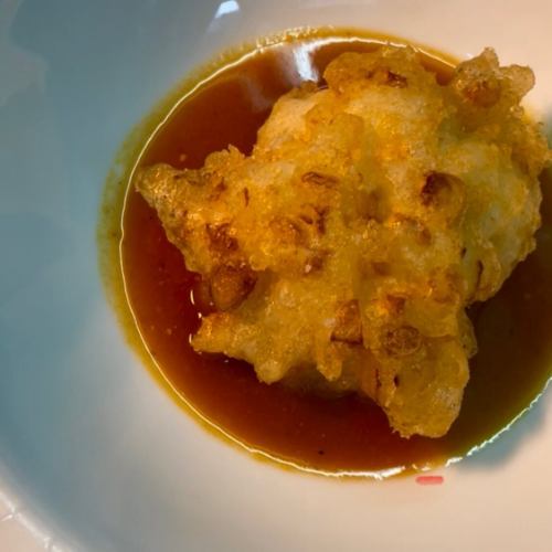 첫 시도 페어링 와인 코스 🍷
도쿄로부터의 손님, 「도내의 반치군요!」라고 기뻐해 주셨습니다✨
다시 해달라는 목소리도 🥹

번들 로제×부이어 베이스나,
보죠 레가 메이 × 포아그라 프랑 신 양파 쿨리의 조합이 특히 호평이었습니다 🤩
내점 주셔서 감사합니다 🍷

올해는 7월에 1주일 여름 휴가를 받겠습니다 🙇🏻‍♂️🙇🏻‍♀️ 불편을 끼쳐 드려 죄송합니다.

사진은 오늘의 코스의 한 접시, 배와 옥수수의 베니에, 부이야 베이스의 소스입니다🐟
여름 같은 요리를 준비해 이달도 내점 기다리고 있습니다 😊🌼🌼🌼

*•.•*•.•*•.•*•.•*•.•*•.•*•.•*•.•*•.•*•.•*•.•*

인터넷 예약은 프로필보기 홈페이지,
또는 여기에서 부디 ⬇︎⬇︎⬇︎

https://resutaurant-olivier.owst.jp/

Restaurant Olivier
레스토랑 올리비에

군마현 다카사키시 후쿠시마초 726-7
027-388-0227
【영업 시간】
11:30-14:30(14:00L.O)
18:30-22:00(21:00L.O)
【정기 휴일】
매주 수요일, 제1. 제3 화요일

#restaurantolivier
#레스토랑올리비에
#올리비에
#다카사키프렌치
#페어링코스
#반도로제
#부이야
#떡과 옥수수
# 이번 주에 감사드립니다.