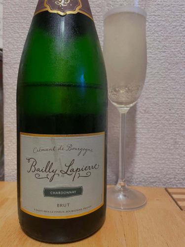 终于到周末了🍾🍾🍾🤩
第27和28期法国葡萄酒搭配课程🍷
感谢您的预订🙇🏻‍♂️

当然，这次我们还会提供桃红葡萄酒和橙酒。想到宾客们能够享受我们最爱的普罗旺斯葡萄酒与美食的完美搭配，我感到无比兴奋！
物超所值。葡萄酒初学者。即使这是你第一次来，也请来吧😌
28号只剩少量座位
27号还有空位！

祝你有个美好的夜晚🥰

🍽️午餐照常营业🈺

#restaurantolivier
#奥利维尔餐厅
#奥利维尔
#高崎法语
#周年纪念活动
#配对课程
#法国葡萄酒
#普罗旺斯葡萄酒