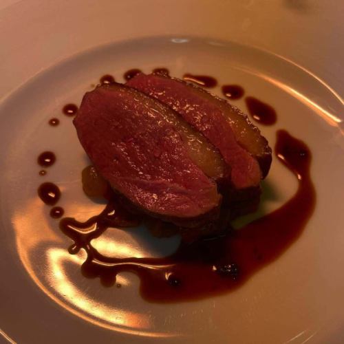 初の試みペアリングワインコース🍷
東京からのお客様、「都内の半値ですね！」と喜んでいただきました✨
またやって欲しいとのお声も🥹

バンドールロゼ×ブイヤベースや、
ボージョレガメイ×フォアグラのフラン　新玉ねぎのクーリの組み合わせが特に好評でした🤩
ご来店いただきありがとうございました🍷

今年は7月に1週間夏季休暇をいただきます🙇🏻‍♂️🙇🏻‍♀️ご迷惑をおかけして申し訳ございません。

写真は本日のコースの一皿、鱧ととうもろこしのベニエ、ブイヤベースのソースです🐟
夏らしいお料理をご用意して今月もご来店お待ちしております😊🌼🌼🌼

*•.•*•.•*•.•*•.•*•.•*•.•*•.•*•.•*•.•*•.•*•.•*

ネット予約はプロフィール覧のホームページ、
又はこちらからどうぞ⬇︎⬇︎⬇︎

https://resutaurant-olivier.owst.jp/

Restaurant Olivier
レストラン　オリヴィエ

群馬県高崎市福島町726-7
027-388-0227 
【営業時間】
11:30-14:30（14:00L.O） 
18:30-22:00（21:00L.O）
【定休日】
毎週水曜日、第1.第3火曜日

#restaurantolivier 
#レストランオリヴィエ 
#オリヴィエ 
#高崎フレンチ 
#ペアリングコース
#バンドールロゼ
#ブイヤベース
#鱧ととうもろこしのベニエ
#今週もありがとうございました